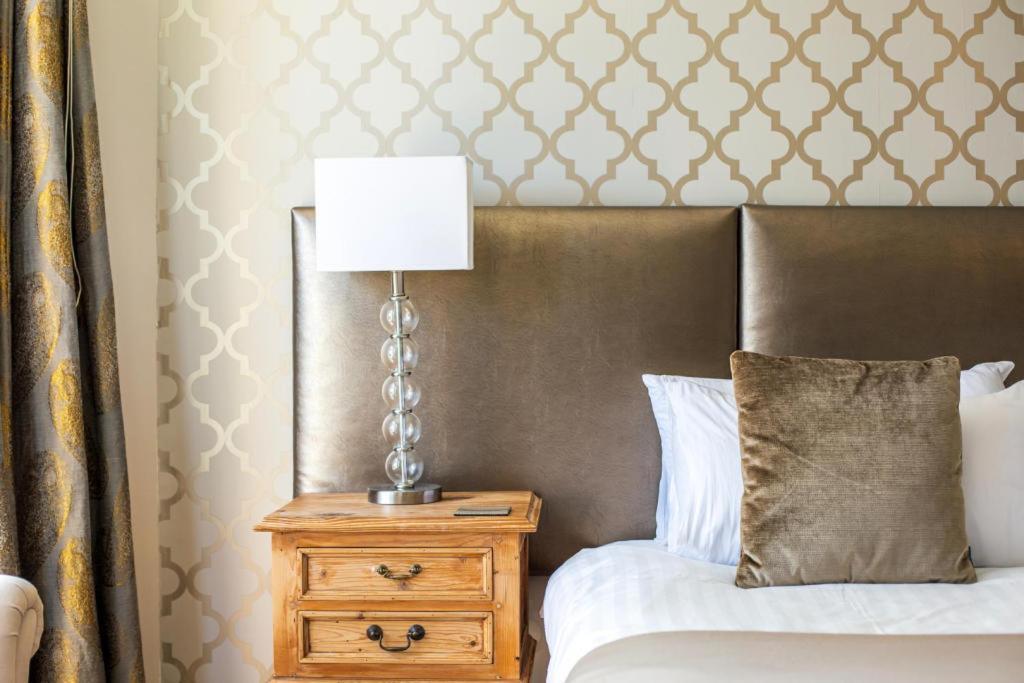 Westwell Hall Guest Accommodation, Bed & Breakfast, Luxury Rooms Ilfracombe Esterno foto